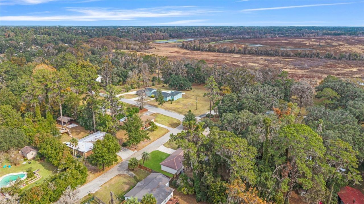 172 SE Saint Margarets Street, Lake City, FL 32025 Photo