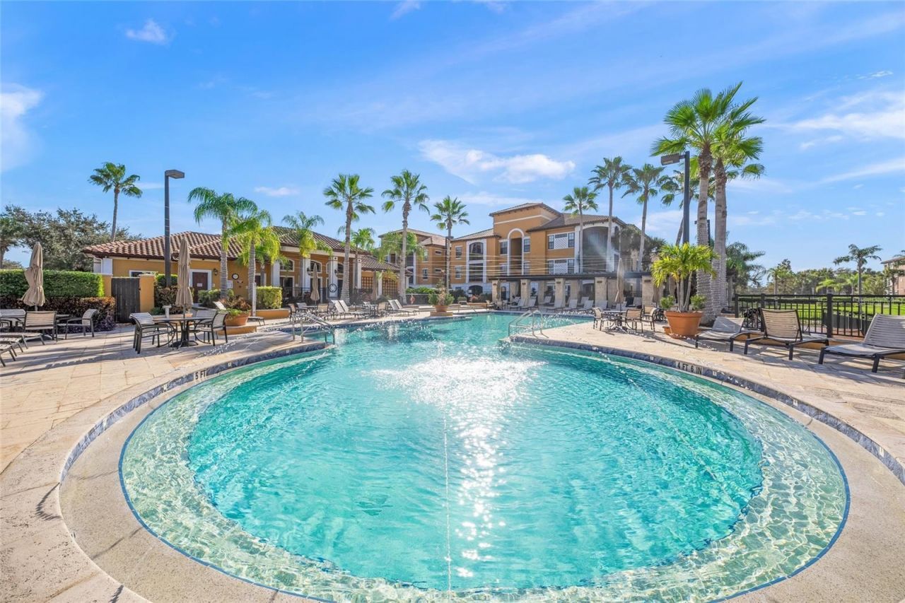 8341 38th Street Circle E, Unit 303, Sarasota, FL 34243 Photo