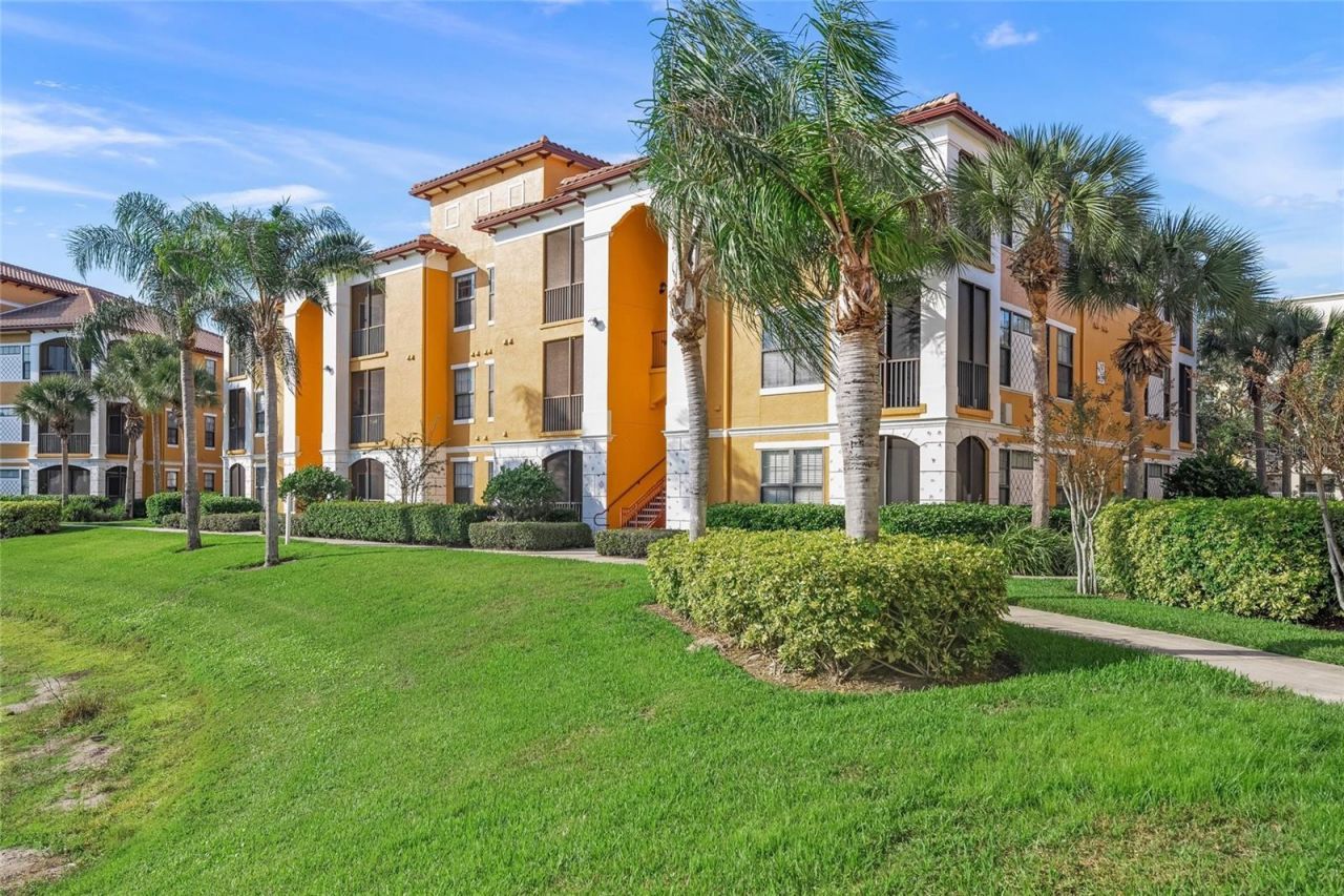 8341 38th Street Circle E, Unit 303, Sarasota, FL 34243 Photo