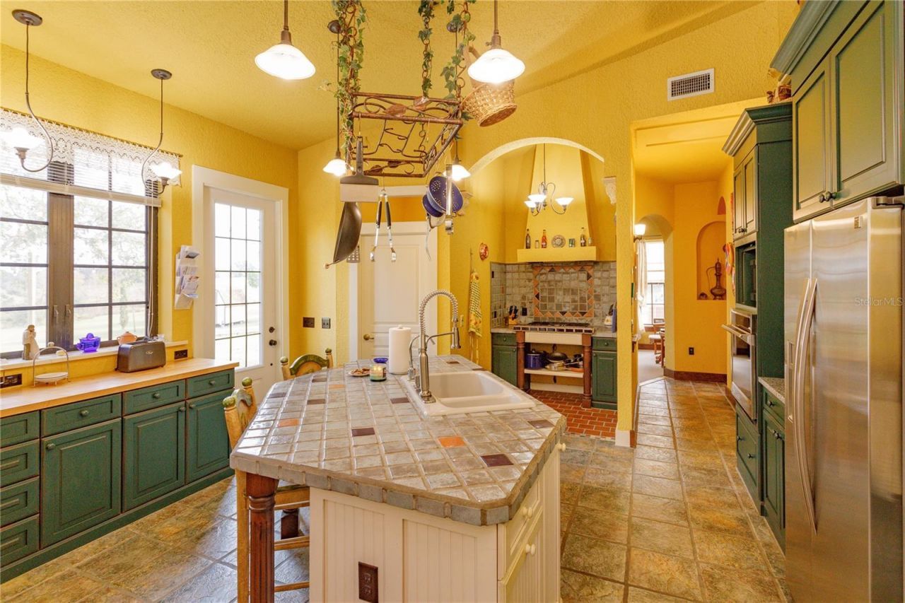 24540 Turkey Lake Road, Howey in the Hills, FL 34737 Photo