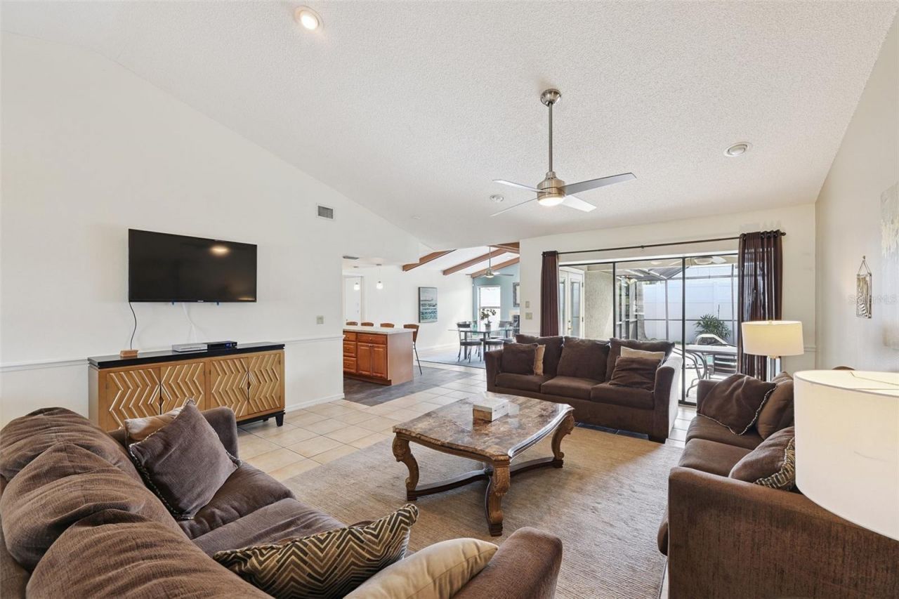 7505 23rd Avenue Drive W, Bradenton, FL 34209 Photo