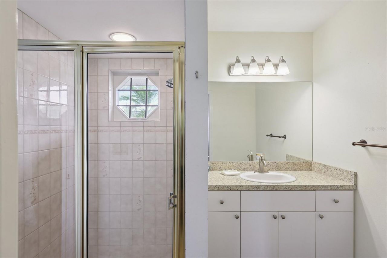 7505 23rd Avenue Drive W, Bradenton, FL 34209 Photo