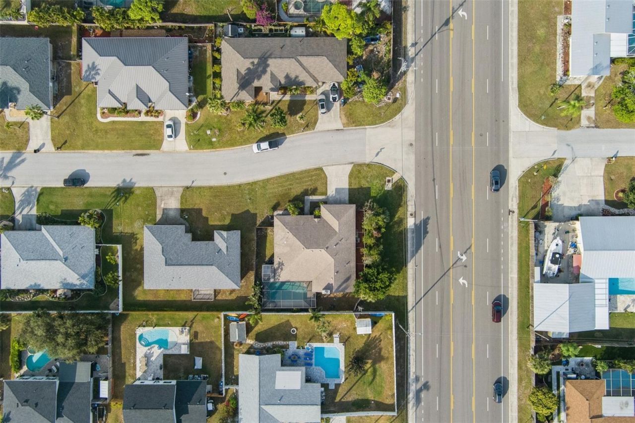 7505 23rd Avenue Drive W, Bradenton, FL 34209 Photo