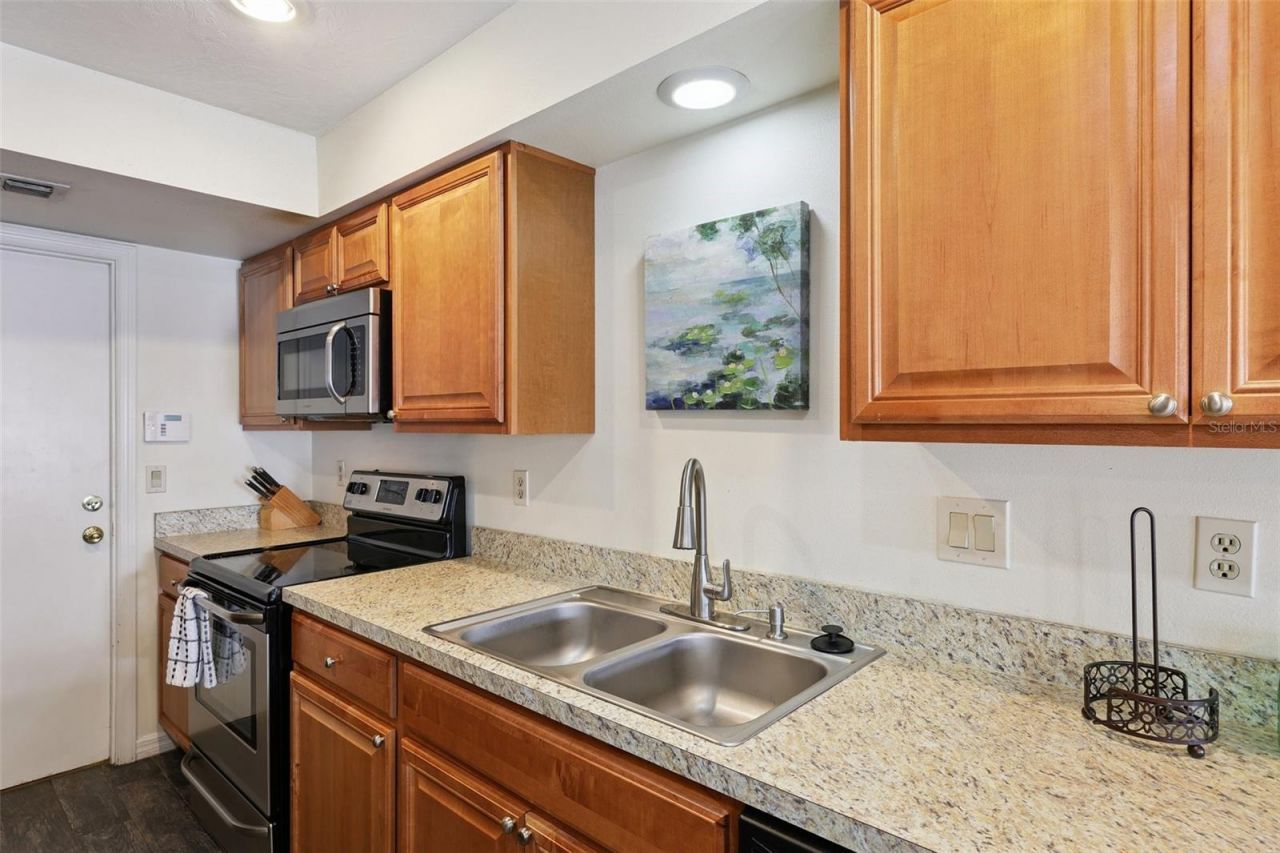 7505 23rd Avenue Drive W, Bradenton, FL 34209 Photo