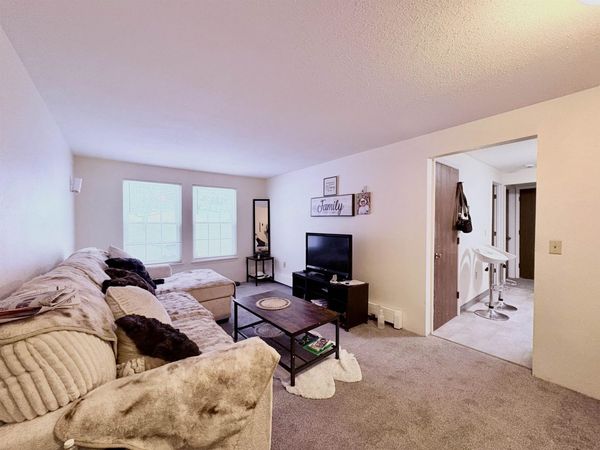 20 Wolf Road, Unit 53, Lebanon, NH 03766