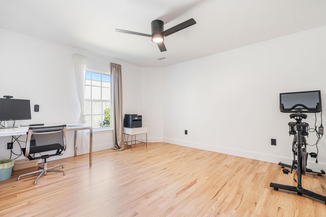 204 Jedediah Court Photo 33