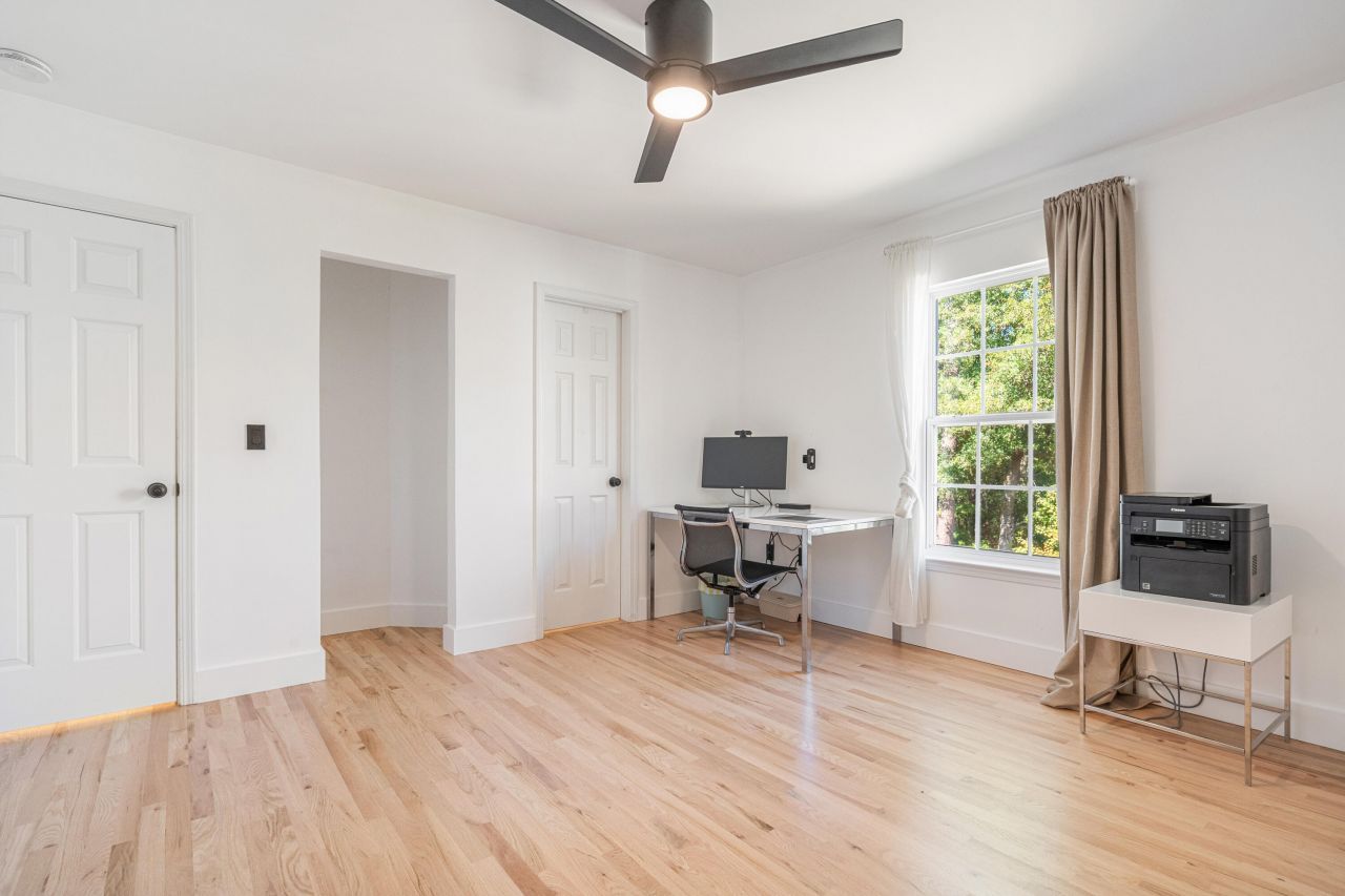 204 Jedediah Court Photo 34