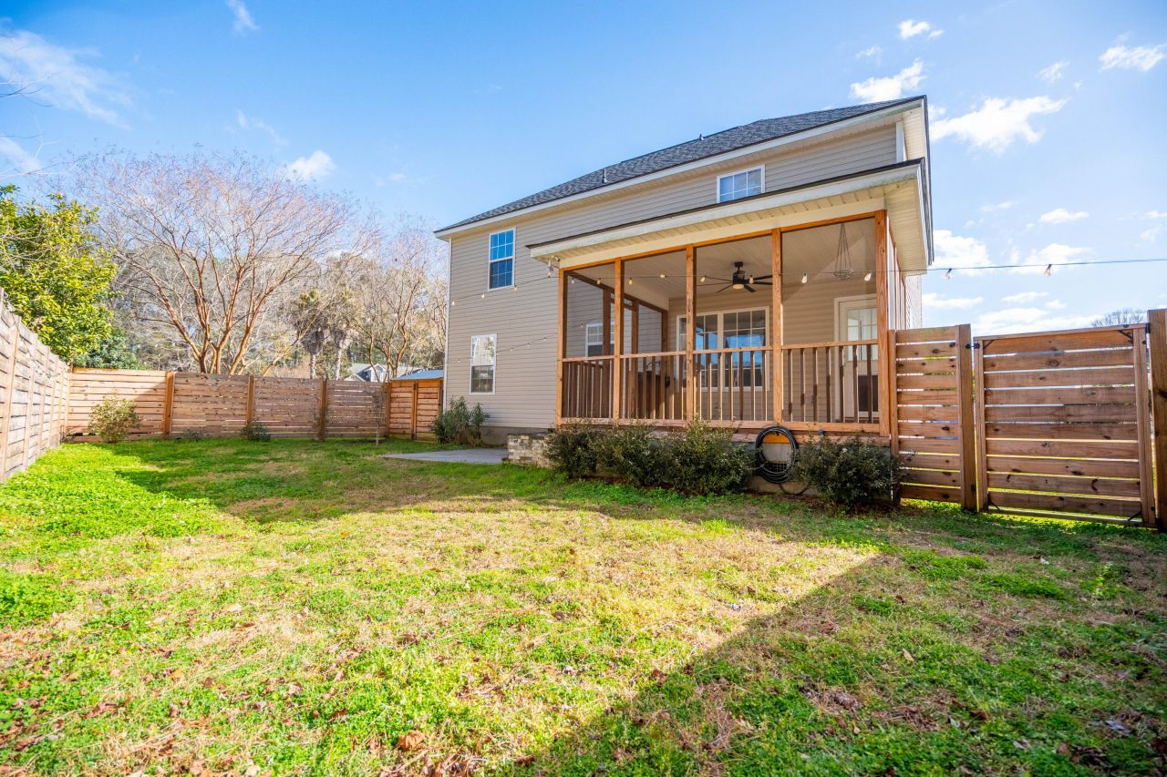 204 Jedediah Court Photo 36