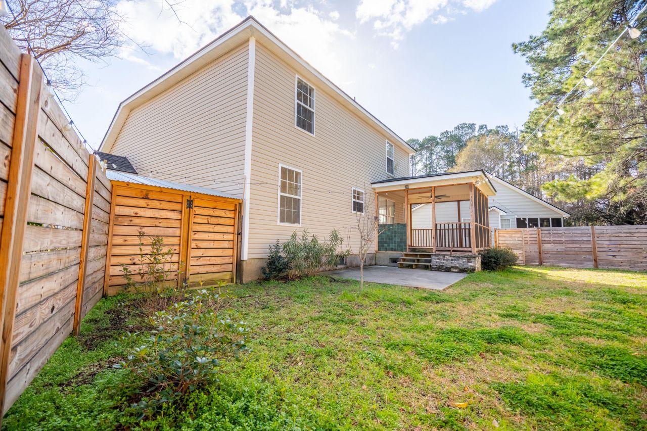 204 Jedediah Court Photo 37