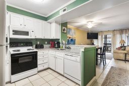 207 3rd Ave. N photo 4