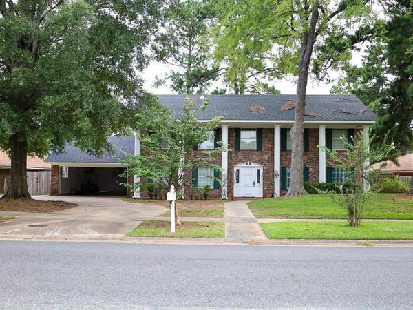 6165 Masters Drive, Shreveport, LA 71129