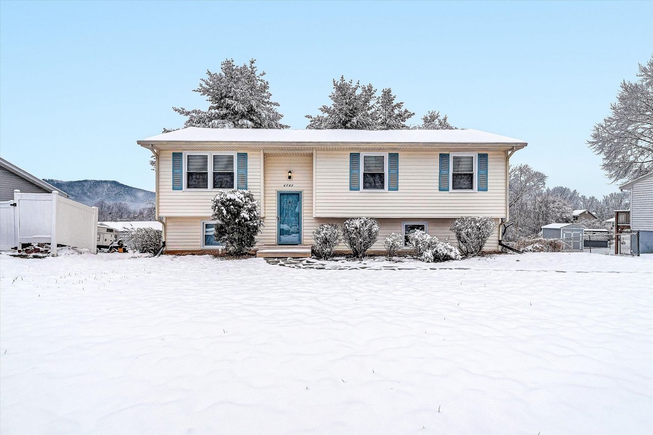 4760 Lantern St, Roanoke, VA 24019 Main Photo