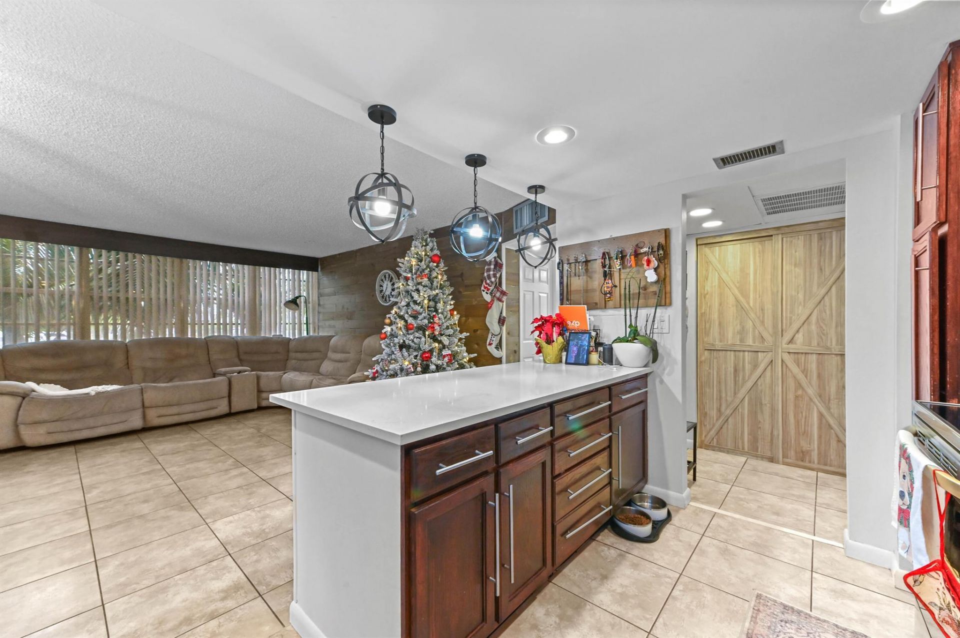 2761 Taft Street, Unit 110, Hollywood, FL 33020 Photo