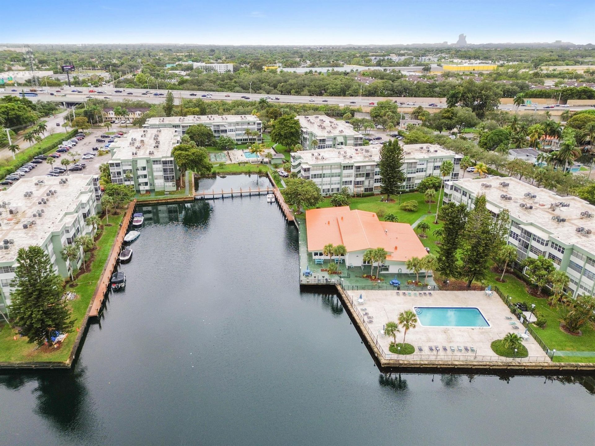 2761 Taft Street, Unit 110, Hollywood, FL 33020 Photo