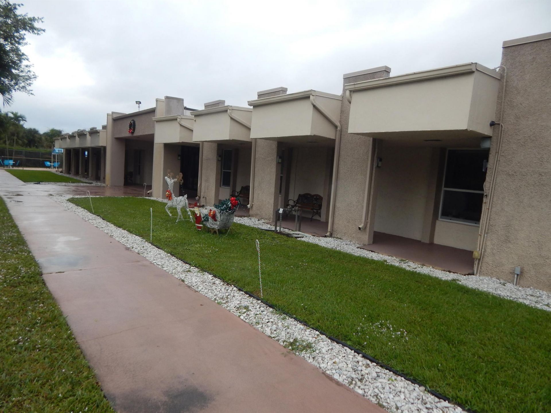 225 Bonnie Boulevard, Unit 204, Palm Springs, FL 33461 Photo