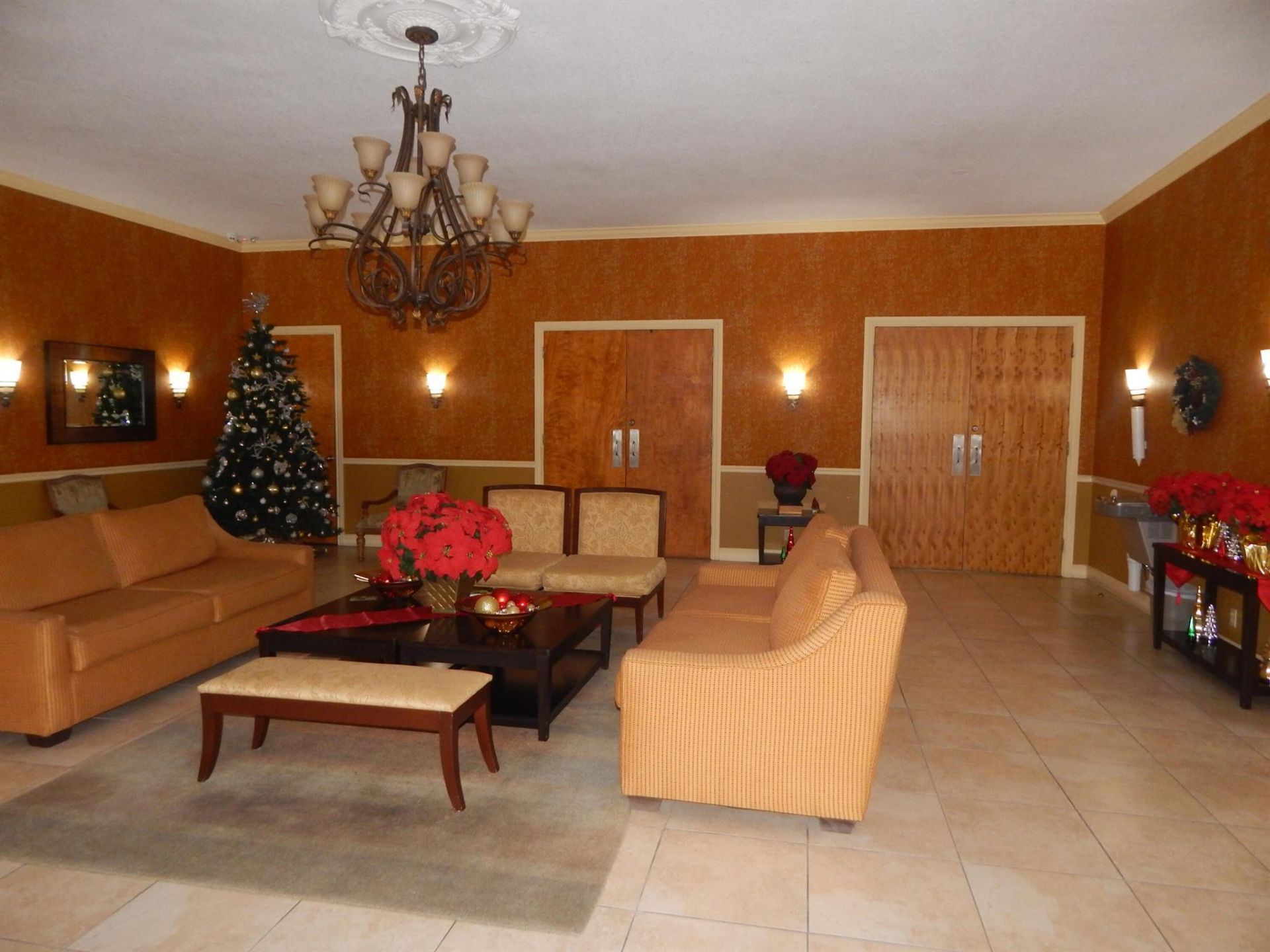 225 Bonnie Boulevard, Unit 204, Palm Springs, FL 33461 Photo