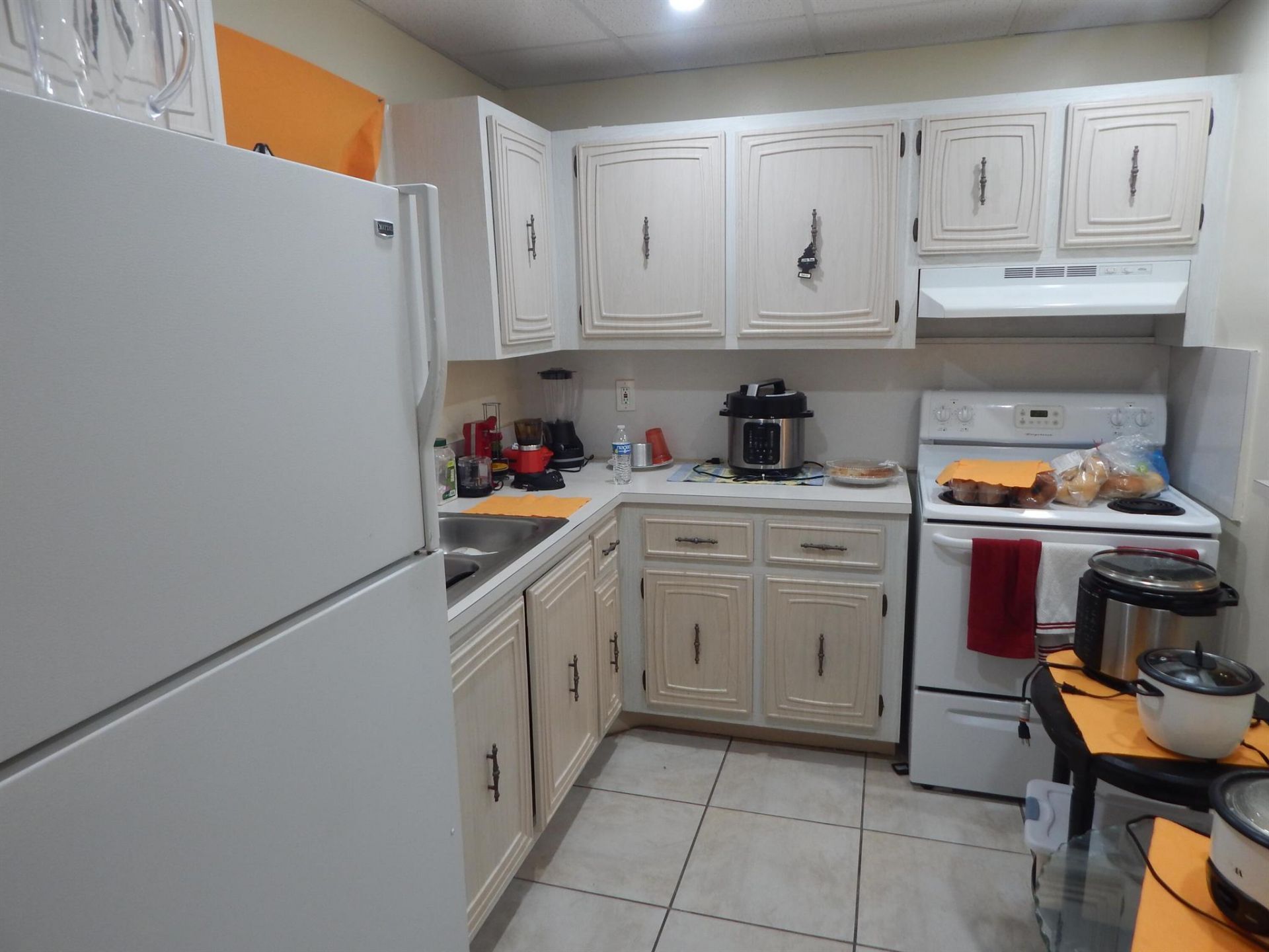 225 Bonnie Boulevard, Unit 204, Palm Springs, FL 33461 Photo