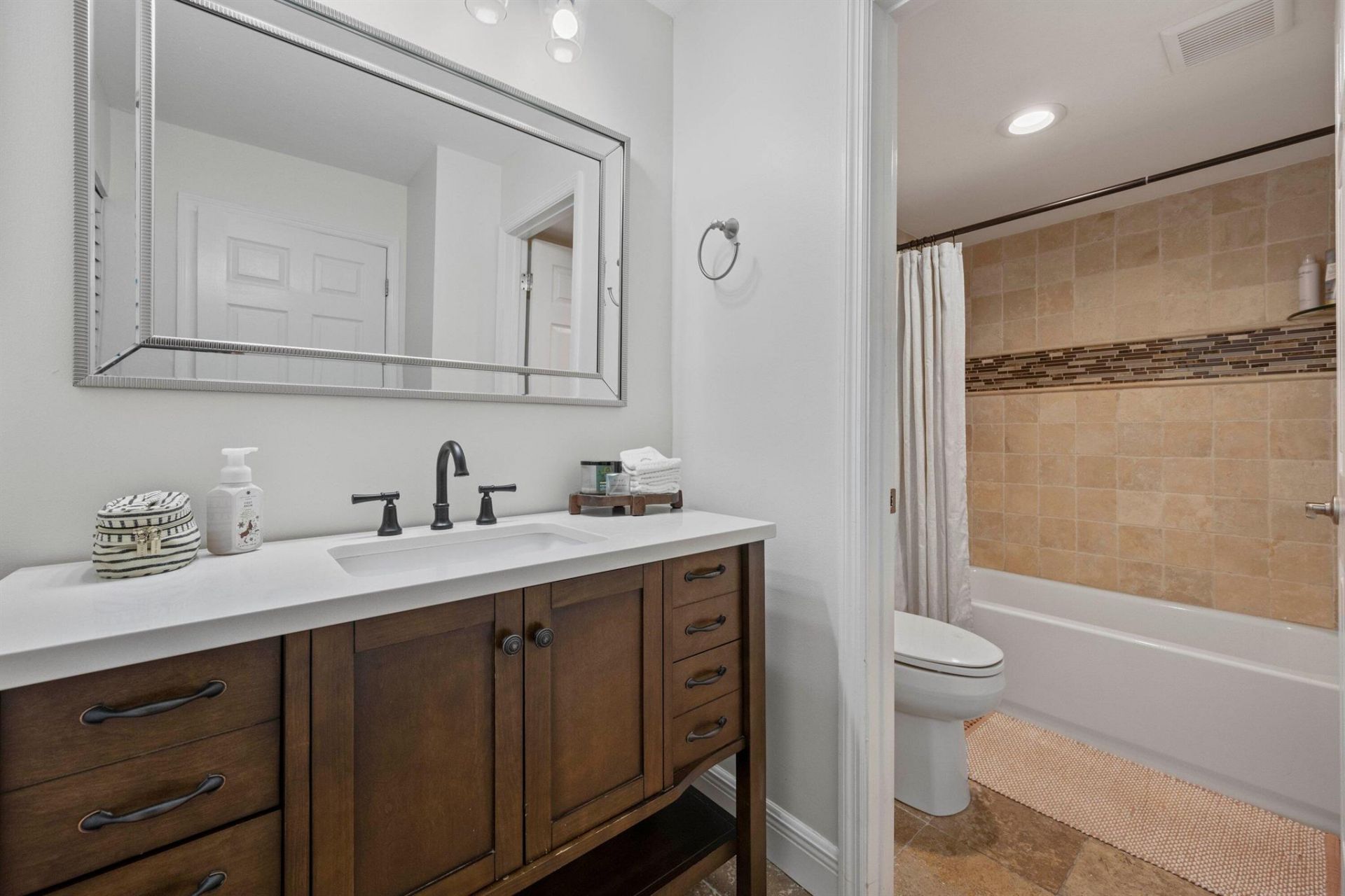 1727 Village Boulevard, Unit 306, West Palm Beach, FL 33409 Photo