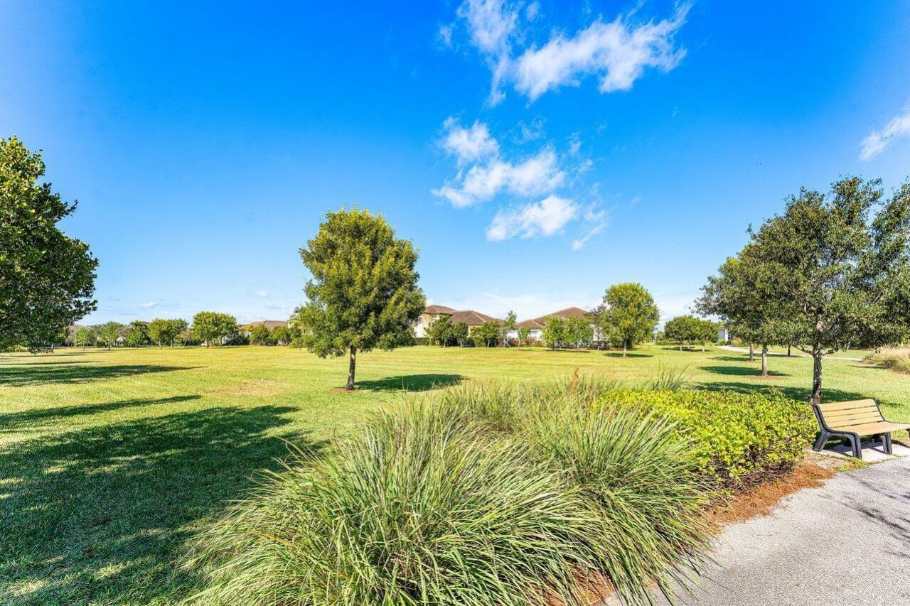 940 Hookline Circle, Loxahatchee, FL 33470 Photo