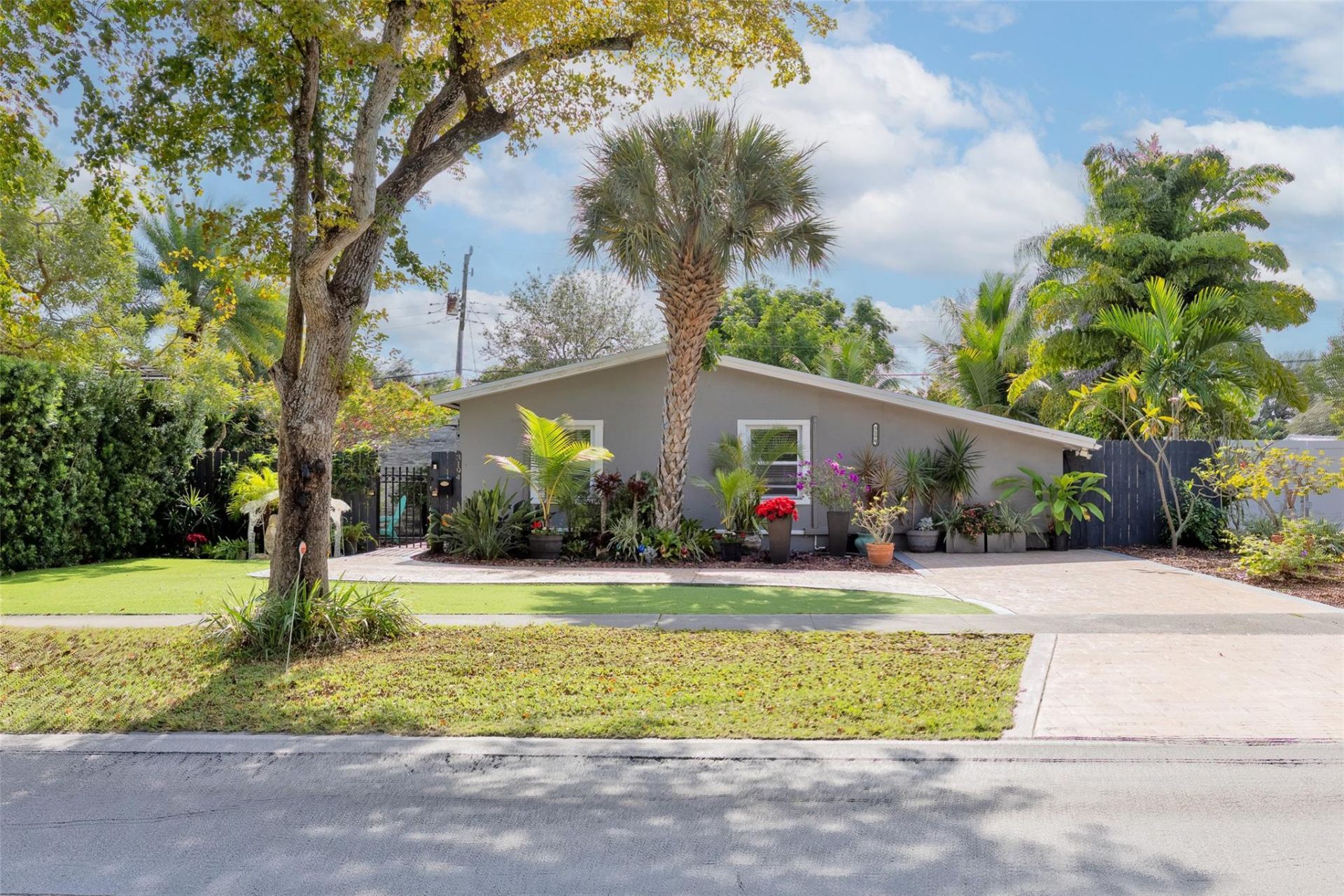 3194 Taft Street, Hollywood, FL 33021 Photo