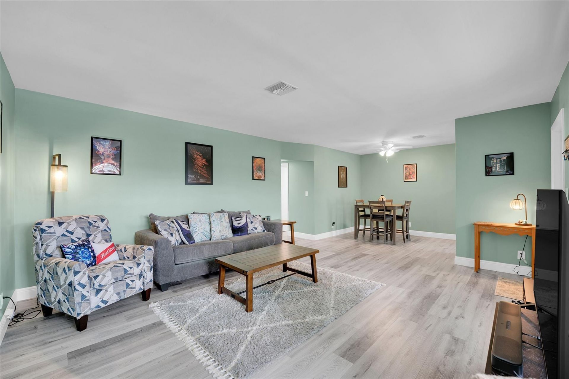 931 SE 9, Unit 17, Pompano Beach, FL 33060 Photo