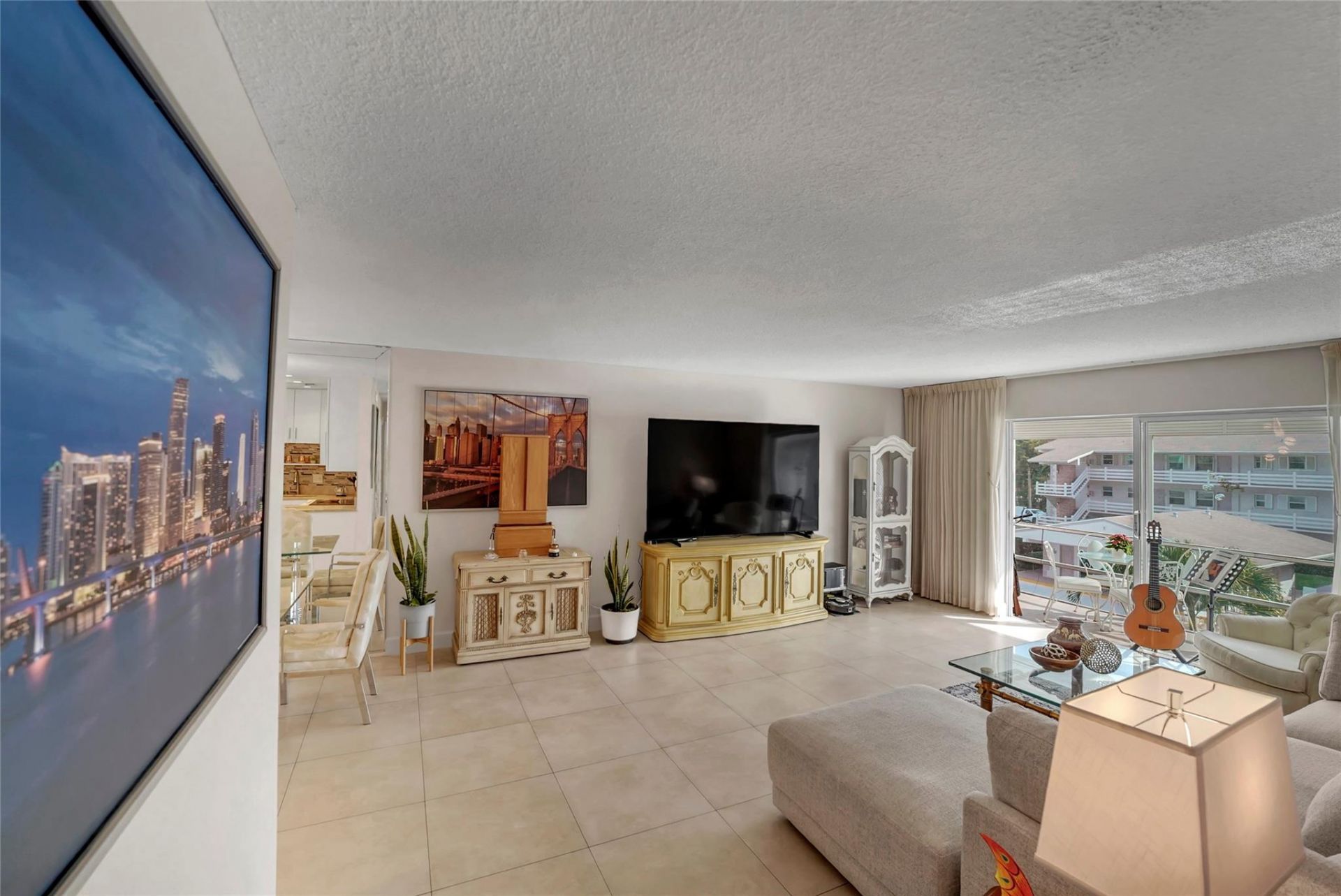 700 Layne Boulevard, Unit 301, Hallandale Beach, FL 33009 Photo