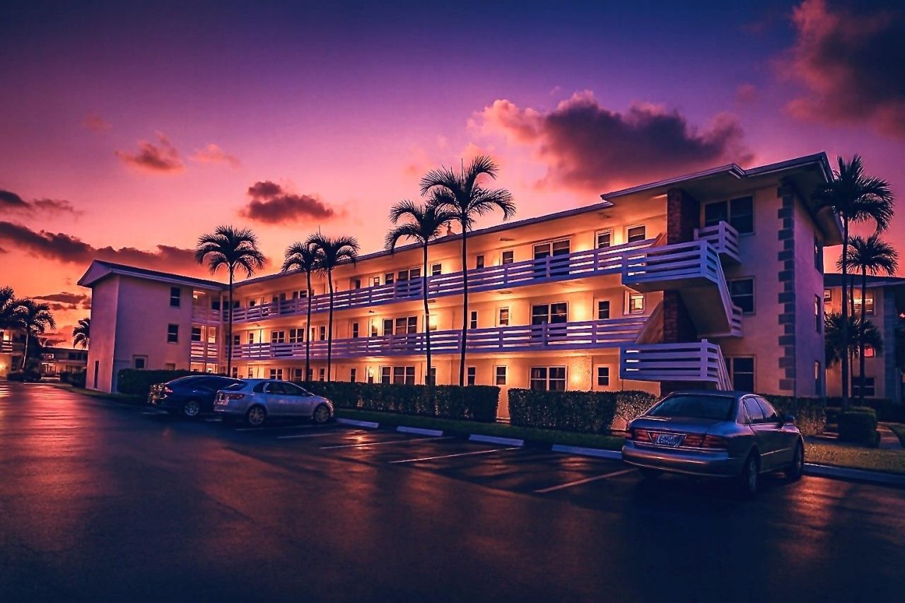 700 Layne Boulevard, Unit 301, Hallandale Beach, FL 33009 Photo