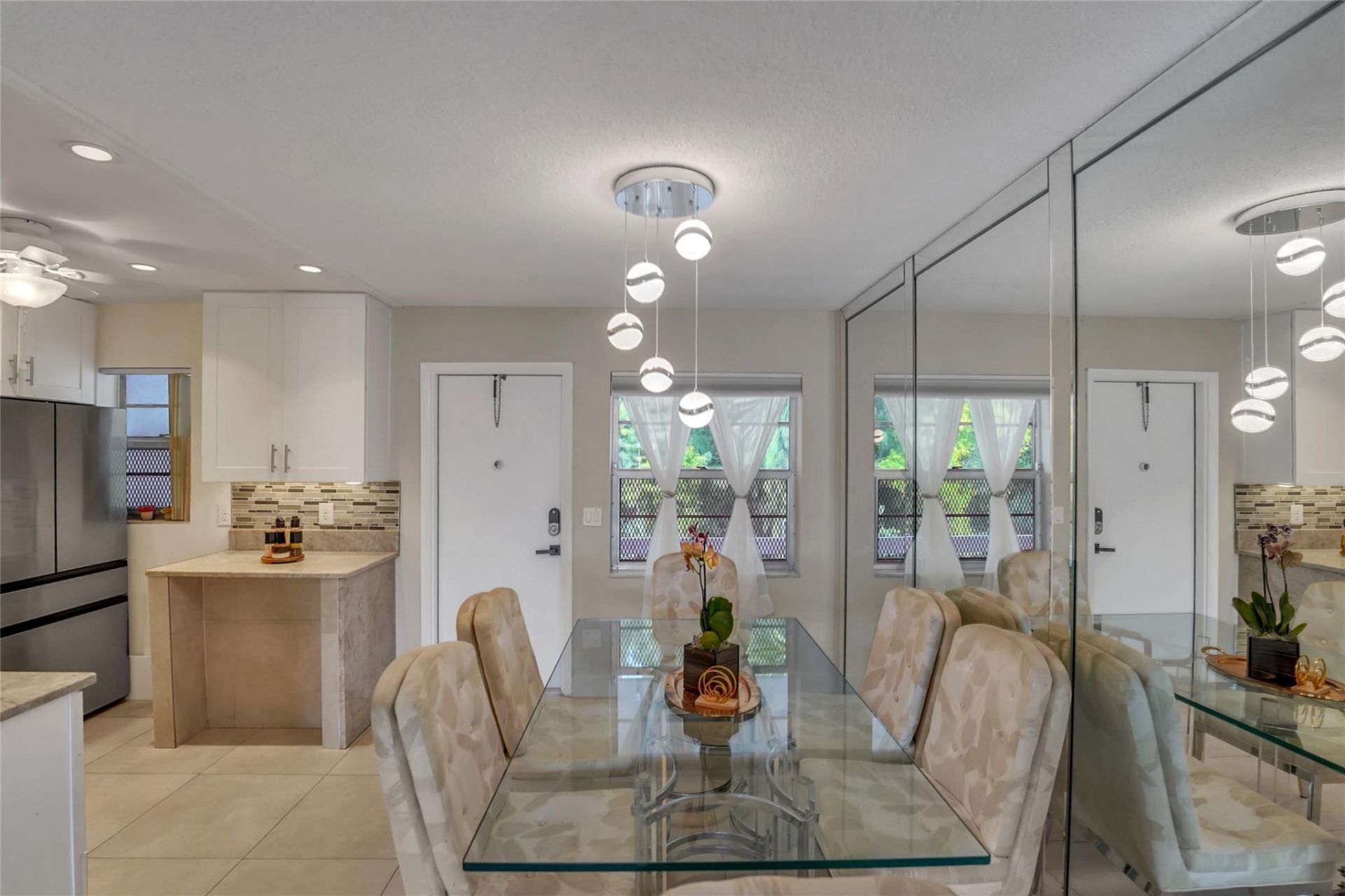 700 Layne Boulevard, Unit 301, Hallandale Beach, FL 33009 Photo