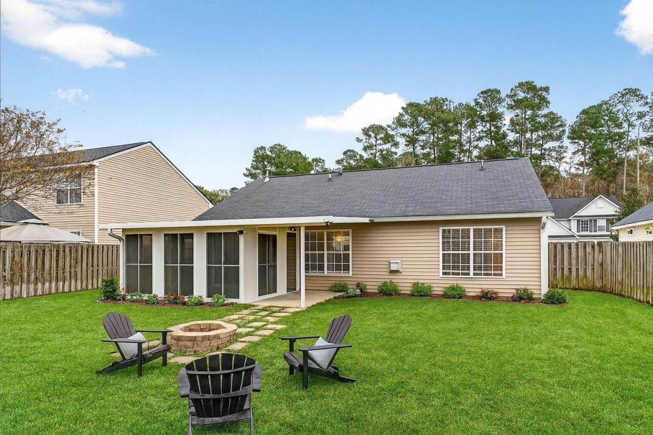 9711 Stockport Circle Photo 37