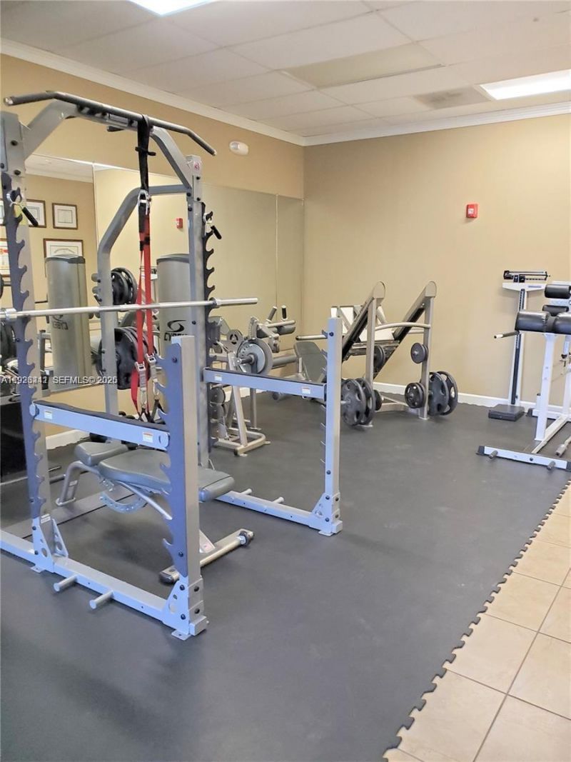 2751 Executive Park Dr, Unit 202, Weston, FL 33331 Photo