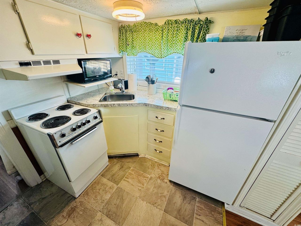 6001 - 5718 S Kings Hwy. Photo 12