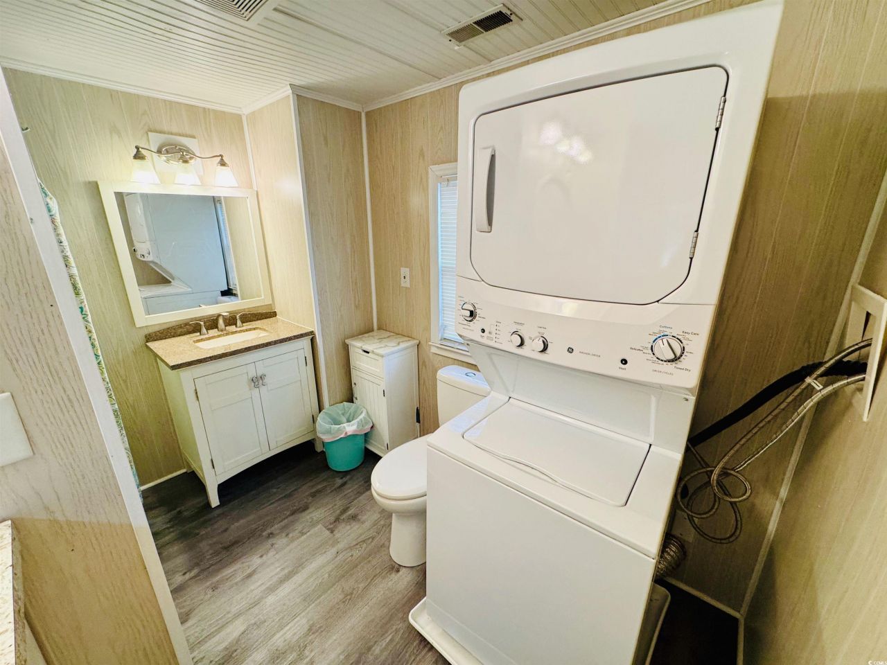 6001 - 5718 S Kings Hwy. Photo 17