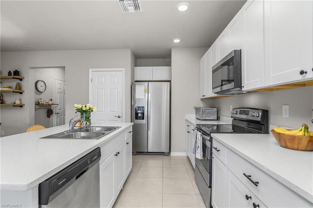 15436 Wildflower Cir, Naples, FL 34119 Photo