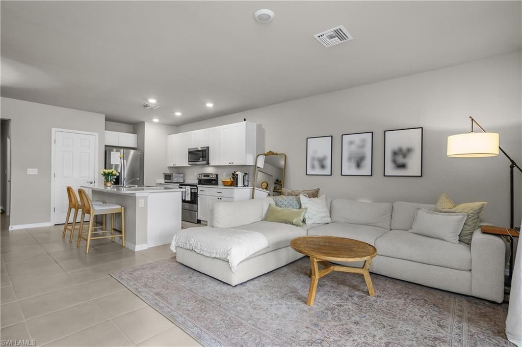 15436 Wildflower Cir, Naples, FL 34119 Photo