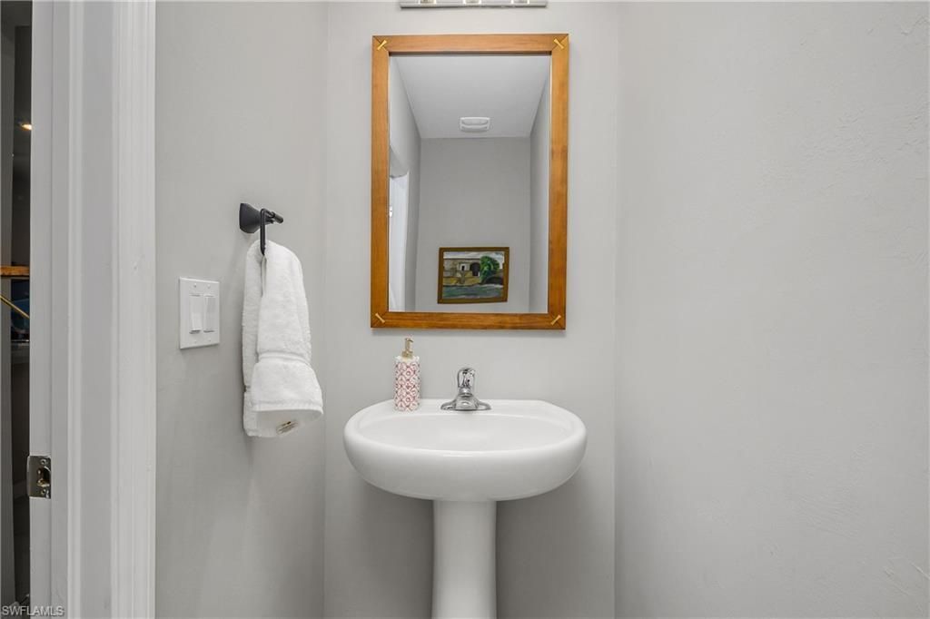 15436 Wildflower Cir, Naples, FL 34119 Photo