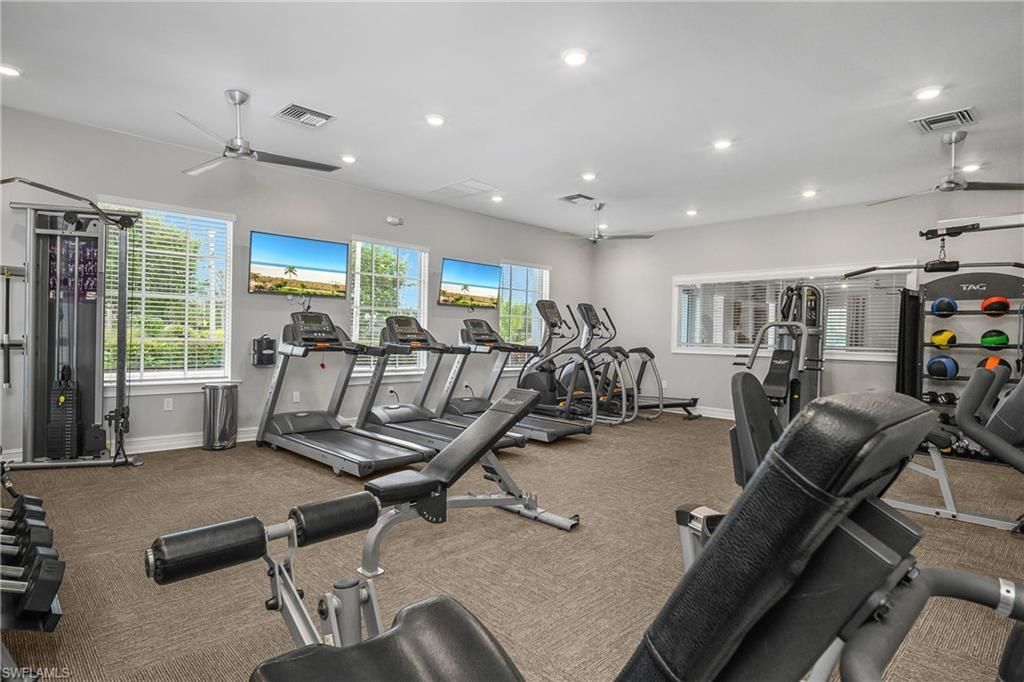 15436 Wildflower Cir, Naples, FL 34119 Photo