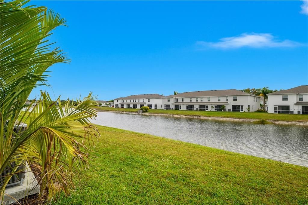 15436 Wildflower Cir, Naples, FL 34119 Photo