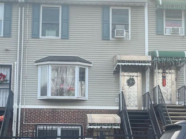 674 Saint Marys Street, Bronx, NY 10454