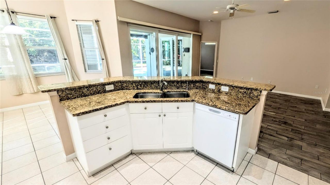 6826 Winslow Street, Sarasota, FL 34243 Photo