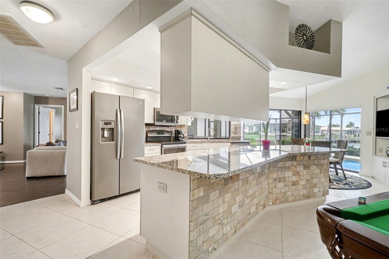 100 Colony Point Drive, Punta Gorda, FL 33950 Photo