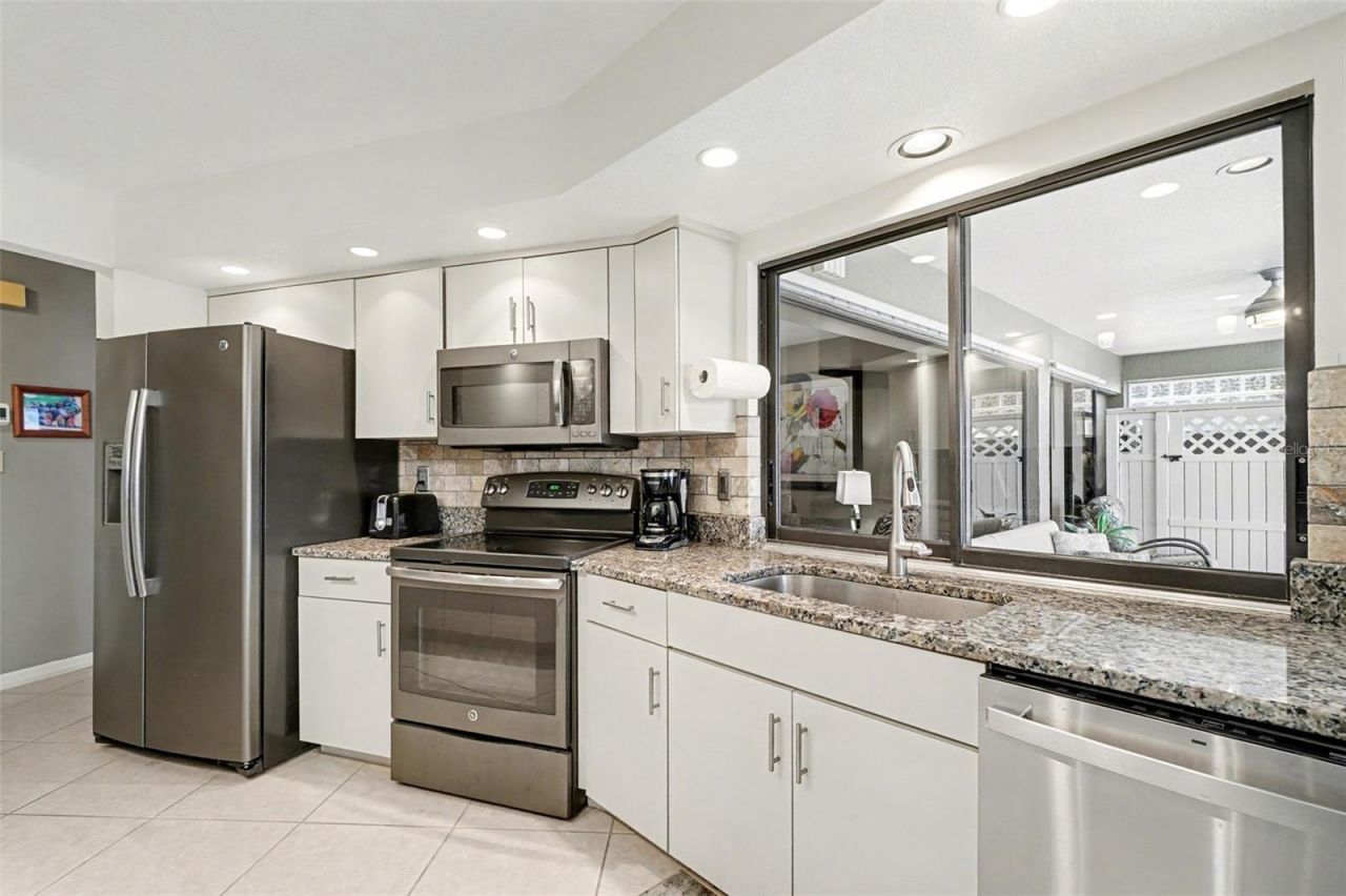 100 Colony Point Drive, Punta Gorda, FL 33950 Photo