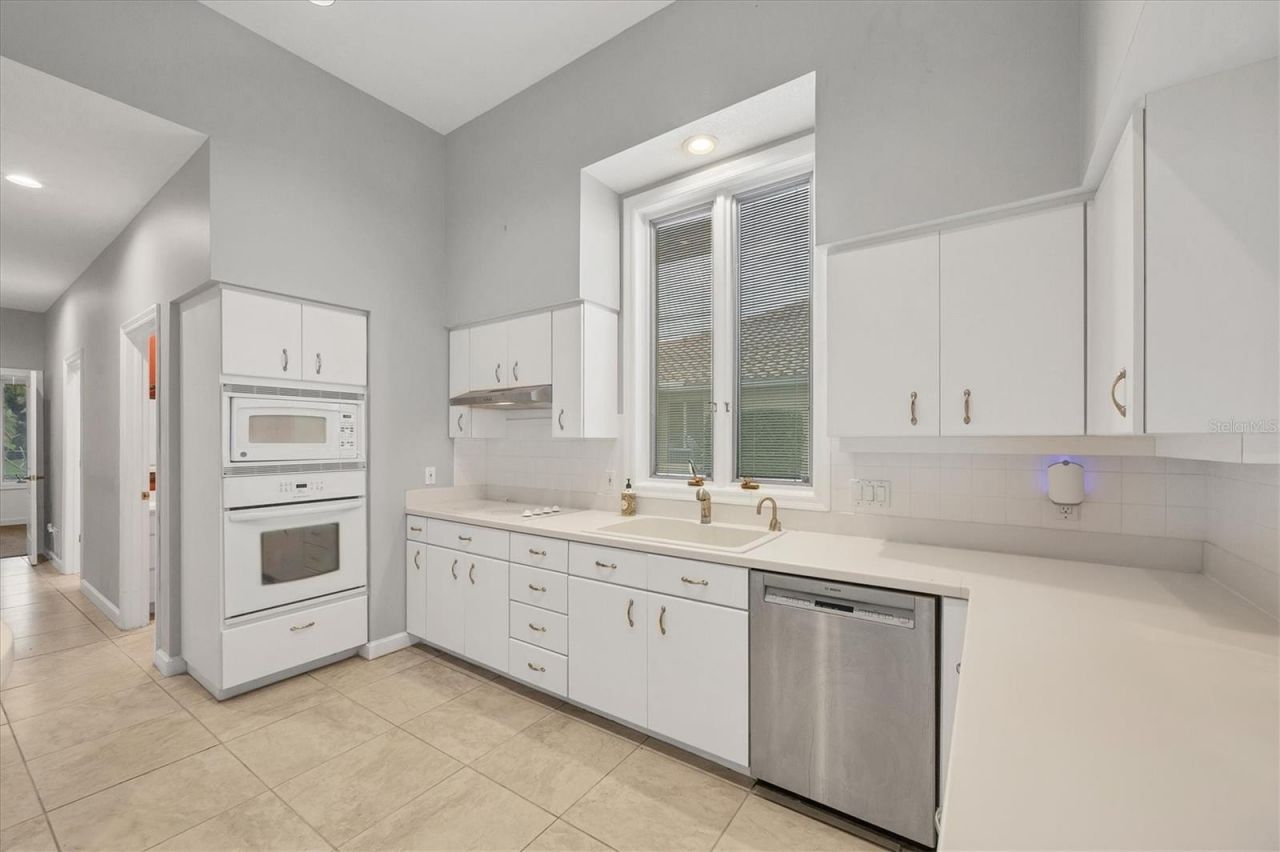 823 Carnoustie Drive, Venice, FL 34293 Photo