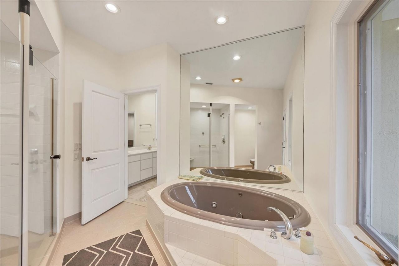 823 Carnoustie Drive, Venice, FL 34293 Photo