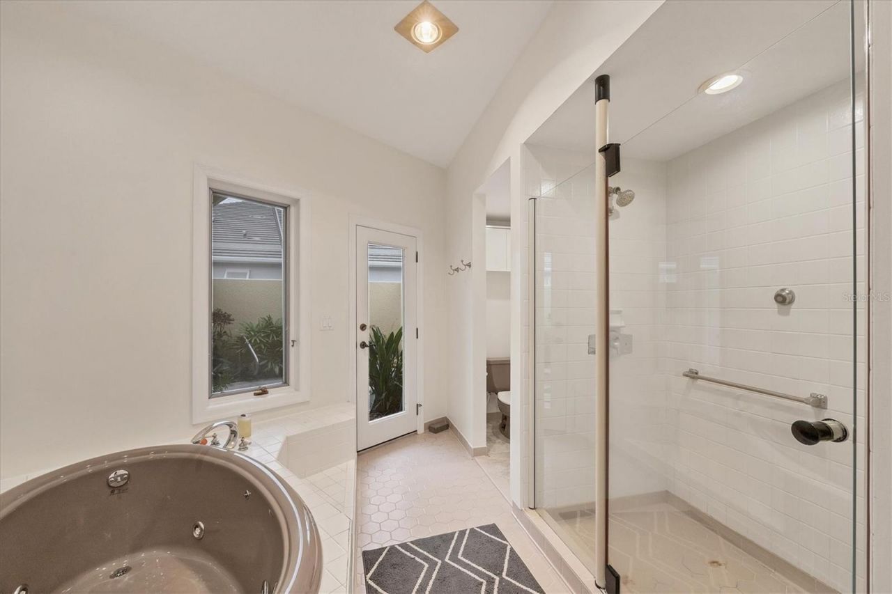 823 Carnoustie Drive, Venice, FL 34293 Photo