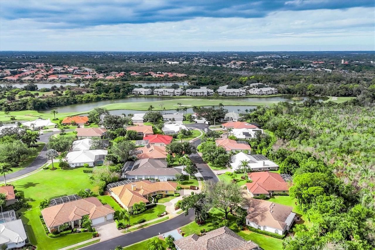 823 Carnoustie Drive, Venice, FL 34293 Photo