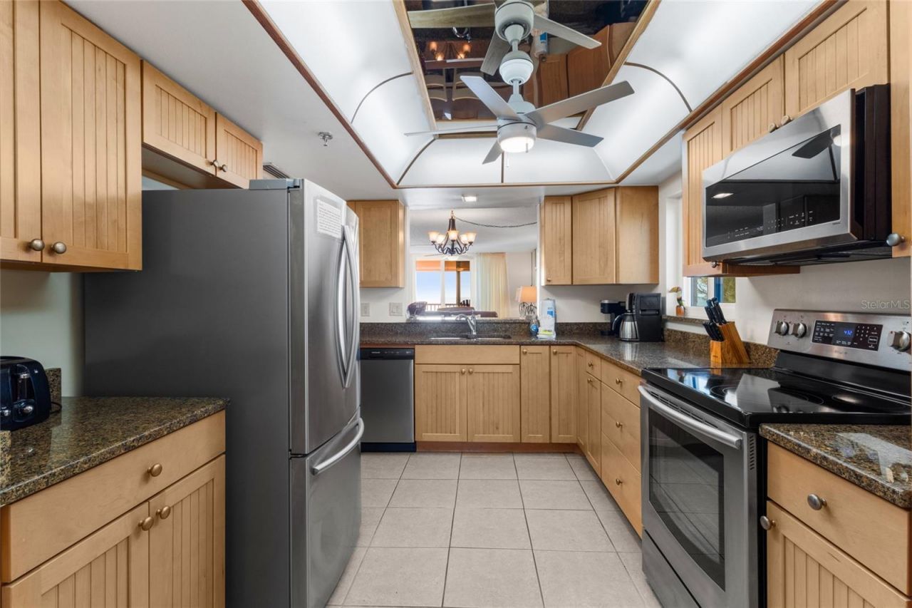 20040 Gulf Boulevard, Unit 605, Indian Shores, FL 33785 Photo