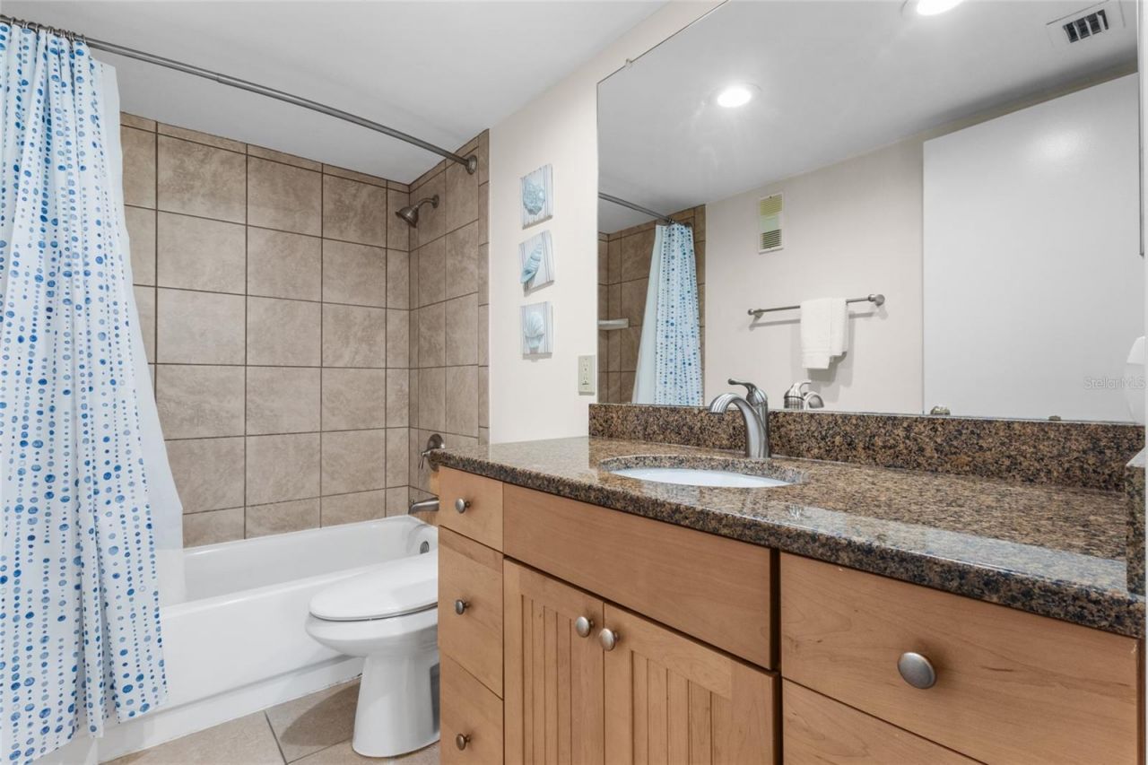 20040 Gulf Boulevard, Unit 605, Indian Shores, FL 33785 Photo