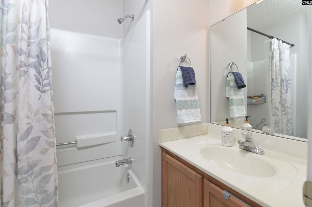 500 Garden Arbor Lane Photo 10