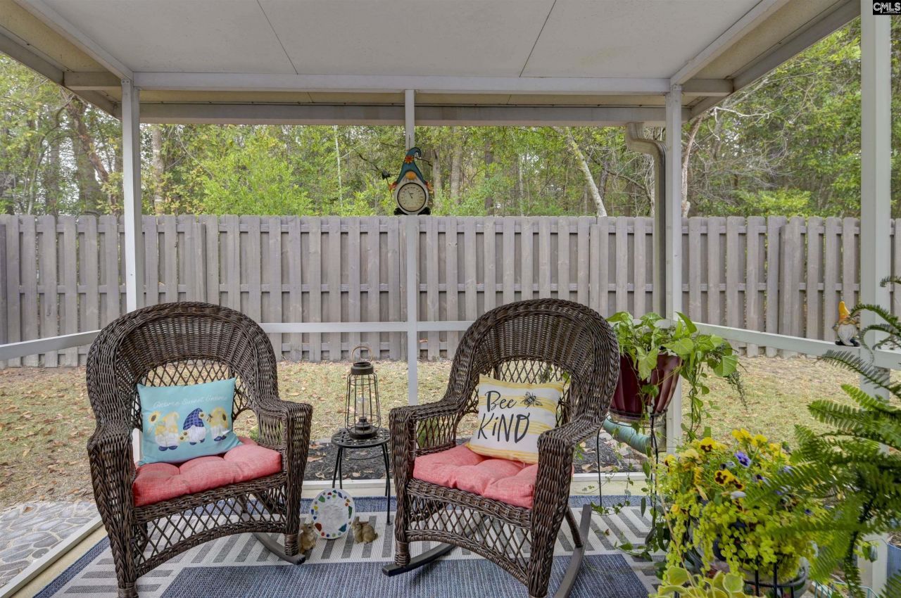 500 Garden Arbor Lane Photo 16