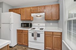 500 Garden Arbor Lane photo 4